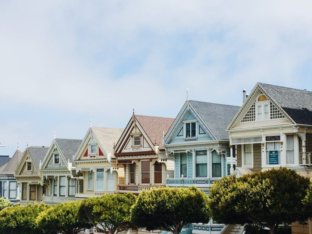 pexels photo 1370704 Iconic Painted Ladies Victorian houses in San Francisco with clear blue skies.